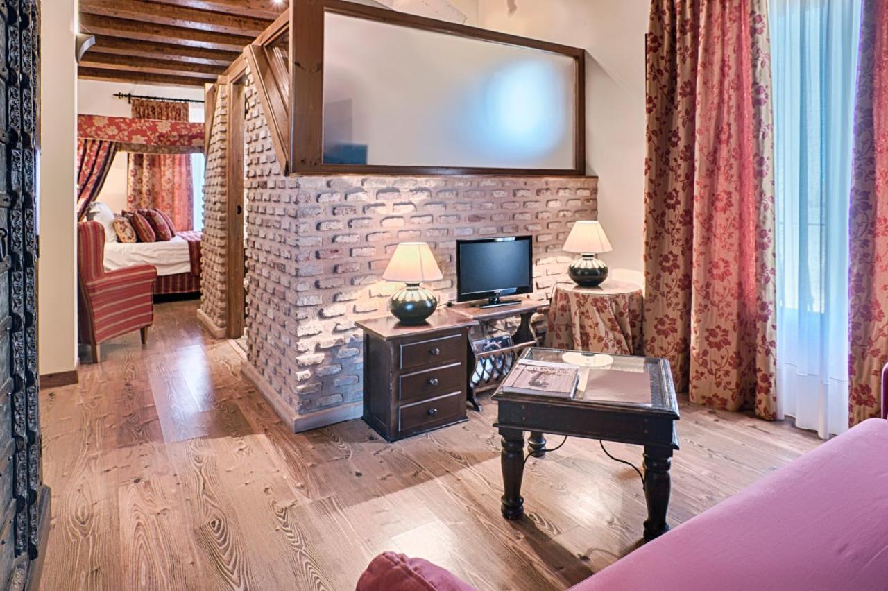 Ibersol La Casona De Andrea Hotel Tiedra Екстериор снимка
